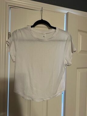 Old Navy White ultralite cropped top
